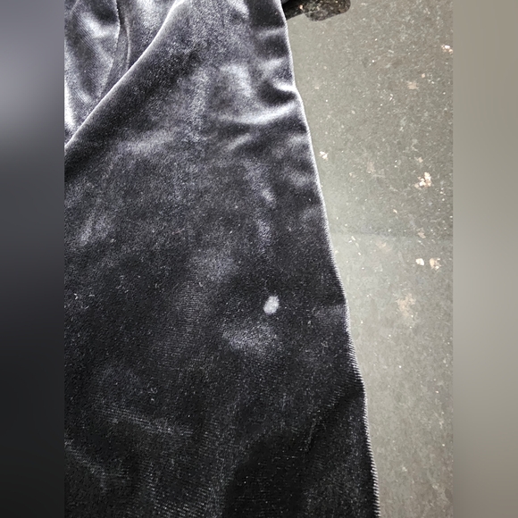 FASHION NOVA Charcoal Velvet Mini Dress. Size: Small - Picture 12 of 14